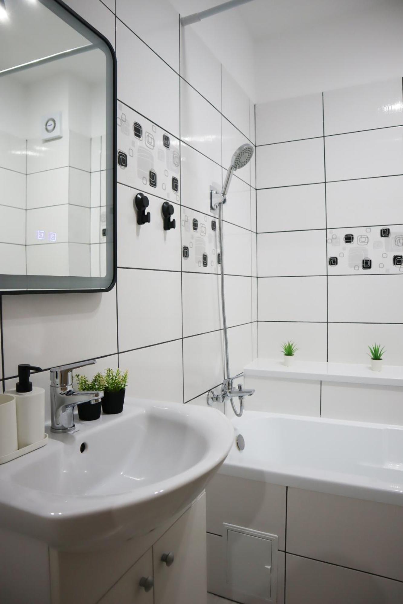 Brownix Apartment - Brown Residence Popesti-Leordeni Esterno foto